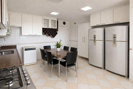 Apartamento para alugar com 125m², 3 quartos e 2 vagasCozinha