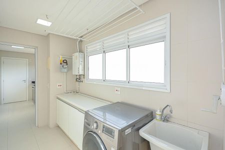 Apartamento à venda com 223m², 4 quartos e 4 vagasÁrea de Serviço