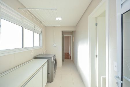 Apartamento à venda com 223m², 4 quartos e 4 vagasÁrea de Serviço