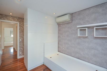 Apartamento à venda com 223m², 4 quartos e 4 vagasSuite 4