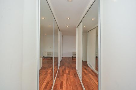 Apartamento à venda com 223m², 4 quartos e 4 vagasSuite 3