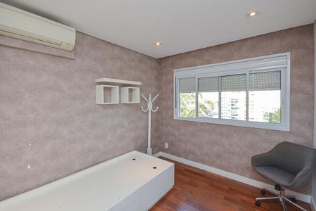 Apartamento à venda com 223m², 4 quartos e 4 vagasSuite 4