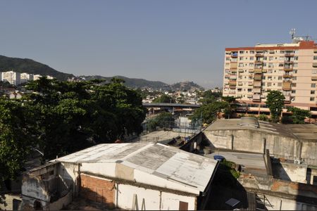 Apartamento para alugar com 2 quartos, 45m² em Tomás Coelho, Rio de Janeiro