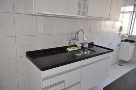 Apartamento para alugar com 2 quartos, 45m² em Tomás Coelho, Rio de Janeiro