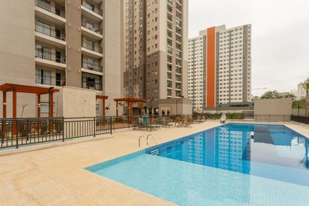 Apartamento à venda com 40m², 2 quartos e 1 vaga Apartamento à venda com 40m², 2 quartos e 1 vagaÁrea comum - Piscina