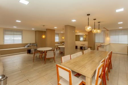 Apartamento à venda com 40m², 2 quartos e 1 vaga Apartamento à venda com 40m², 2 quartos e 1 vagaÁrea comum - Salão de festas