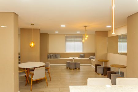 Apartamento à venda com 40m², 2 quartos e 1 vaga Apartamento à venda com 40m², 2 quartos e 1 vagaÁrea comum - Salão de festas