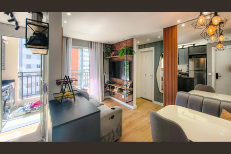 Sala de apartamento à venda com 2 quartos, 40m² em Usina Piratininga, São Paulo