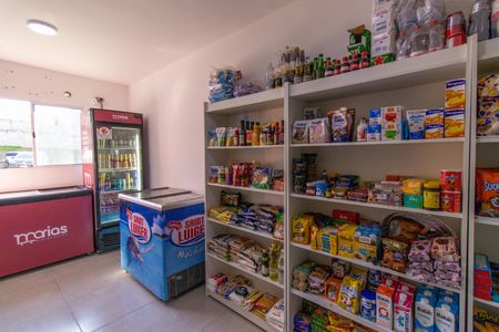 Apartamento para alugar com 56m², 2 quartos e 1 vagaÁrea comum - Mini Mercado