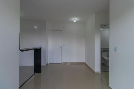 Sala de apartamento para alugar com 2 quartos, 56m² em Jardim Belizário, Cotia