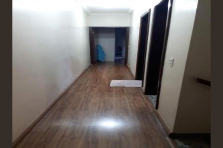 Casa à venda com 3 quartos, 209m² em Vila Dalva, São Paulo