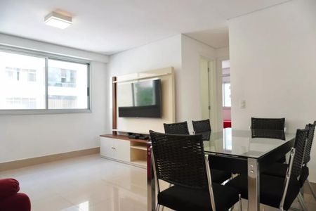Apartamento à venda com 65m², 2 quartos e 2 vagasFoto 02