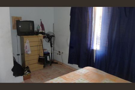 Casa à venda com 5 quartos, 240m² em Jardim Piracuama, São Paulo