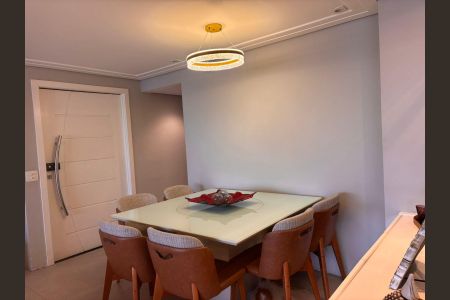 Apartamento à venda com 109m², 3 quartos e 2 vagas Apartamento à venda com 109m², 3 quartos e 2 vagasSala de Jantar