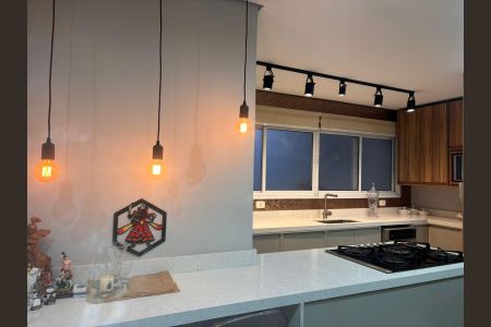 Apartamento à venda com 109m², 3 quartos e 2 vagas Apartamento à venda com 109m², 3 quartos e 2 vagasCozinha