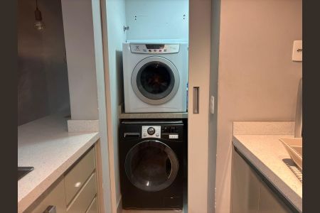 Apartamento à venda com 109m², 3 quartos e 2 vagas Apartamento à venda com 109m², 3 quartos e 2 vagasÁrea de Serviço