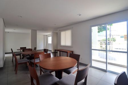 Apartamento à venda com 76m², 3 quartos e 2 vagasÁrea comum - Salão de festas