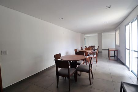 Apartamento à venda com 76m², 3 quartos e 2 vagasÁrea comum - Salão de festas