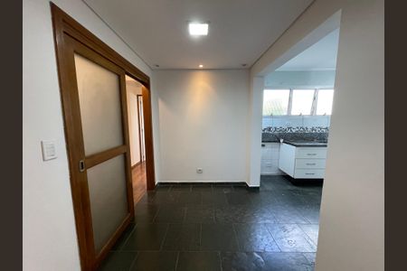 Apartamento à venda com 65m², 3 quartos e 1 vagaSala