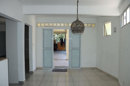 Casa para alugar com 2 quartos, 70m² em Jardim São Bento Novo, Embu das Artes