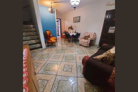 Casa à venda com 5 quartos, 150m² em Vila Dalva, São Paulo