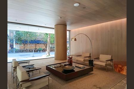 Apartamento à venda com 232m², 3 quartos e 3 vagas Apartamento à venda com 232m², 3 quartos e 3 vagasHall Social