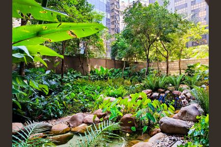 Apartamento à venda com 232m², 3 quartos e 3 vagas Apartamento à venda com 232m², 3 quartos e 3 vagasÁrea Comum - Jardim