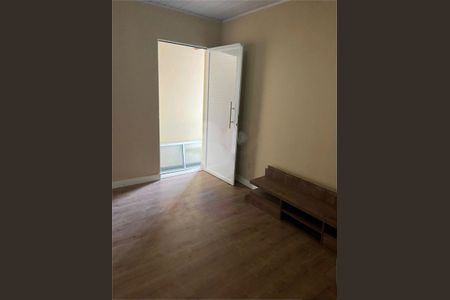 Casa à venda com 4 quartos, 137m² em Vila Talarico, São Paulo