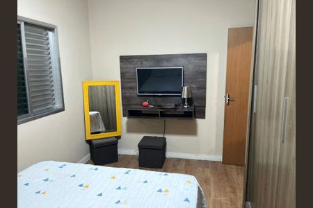 Casa à venda com 4 quartos, 137m² em Vila Talarico, São Paulo