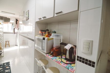 Apartamento à venda com 76m², 2 quartos e 1 vagaCozinha
