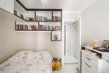 Apartamento à venda com 76m², 2 quartos e 1 vagaQuarto