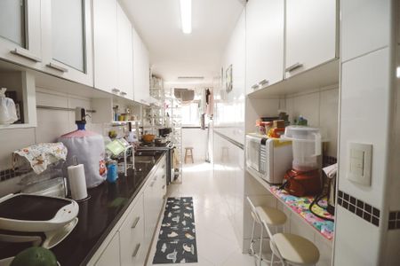 Apartamento à venda com 76m², 2 quartos e 1 vagaCozinha