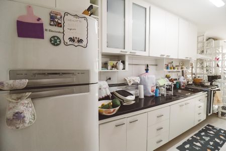 Apartamento à venda com 76m², 2 quartos e 1 vagaCozinha