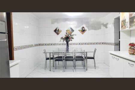 Casa à venda com 4 quartos, 270m² em Conjunto Habitacional Barreira Grande, São Paulo