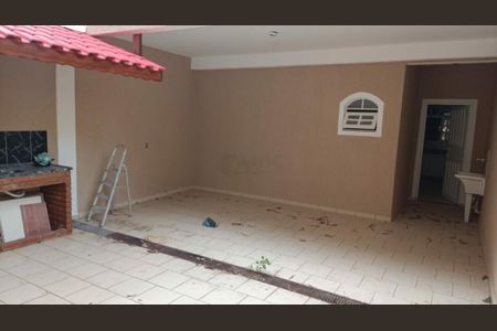 Casa à venda com 3 quartos, 150m² em Jardim Nossa Senhora do Carmo, São Paulo