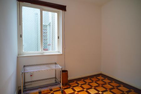 Quarto 1 de apartamento à venda com 3 quartos, 100m² em Moinhos de Vento, Porto Alegre