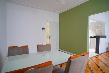 Sala  de apartamento à venda com 3 quartos, 100m² em Moinhos de Vento, Porto Alegre