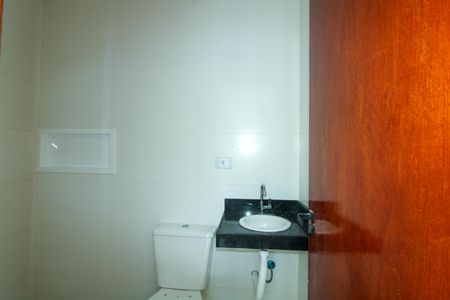 Apartamento à venda com 35m², 2 quartos e sem vaga Apartamento à venda com 35m², 2 quartos e sem vagaBanheiro