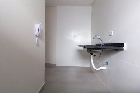 Apartamento à venda com 32m², 2 quartos e sem vaga Apartamento à venda com 32m², 2 quartos e sem vagaCozinha e Área de Serviço