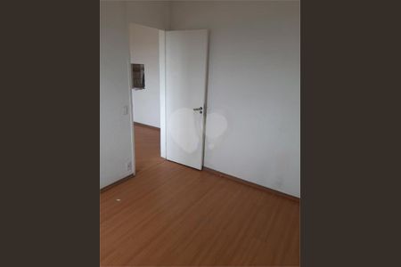 Apartamento à venda com 2 quartos, 45m² em Jardim Santa Teresinha, São Paulo