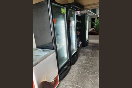 Apartamento à venda com 45m², 2 quartos e 1 vaga