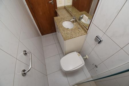Apartamento para alugar com 90m², 3 quartos e 1 vagaBanheiro 2