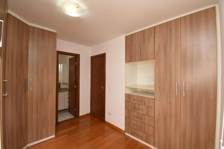 Apartamento para alugar com 90m², 3 quartos e 1 vagaSuíte