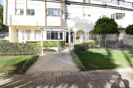 Apartamento para alugar com 90m², 3 quartos e 1 vagaFachada