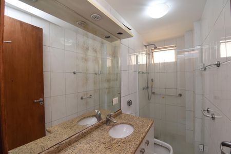 Apartamento para alugar com 90m², 3 quartos e 1 vagaBanheiro 2