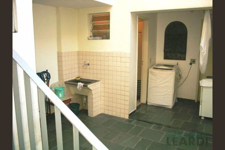 Casa à venda com 2 quartos, 180m² em Vila Morse, São Paulo