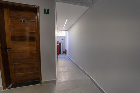Apartamento à venda com 39m², 2 quartos e sem vagaÁrea comum