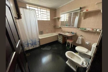 Casa à venda com 4 quartos, 350m² em Pacaembu, São Paulo