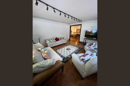 Casa à venda com 4 quartos, 350m² em Pacaembu, São Paulo