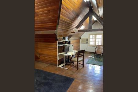 Casa à venda com 4 quartos, 350m² em Pacaembu, São Paulo